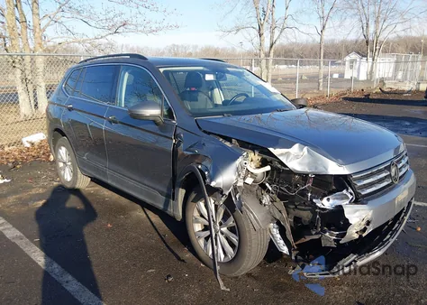 2019 Volkswagen Tiguan 2.0T Se/2.0T Sel/2.0T Sel R-Line/2.0T Sel R-Line Black z USA, uszkodzony, nr VIN 3VV3B7AX3KM067706